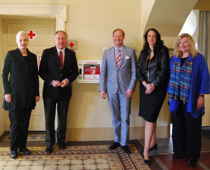 v.l.: Dr. Andrea Edel, Karl-Heinz-Dielmann, Marco Prinz, Dr. Susanne Wimmer-Leonhardt und Karin Decker.